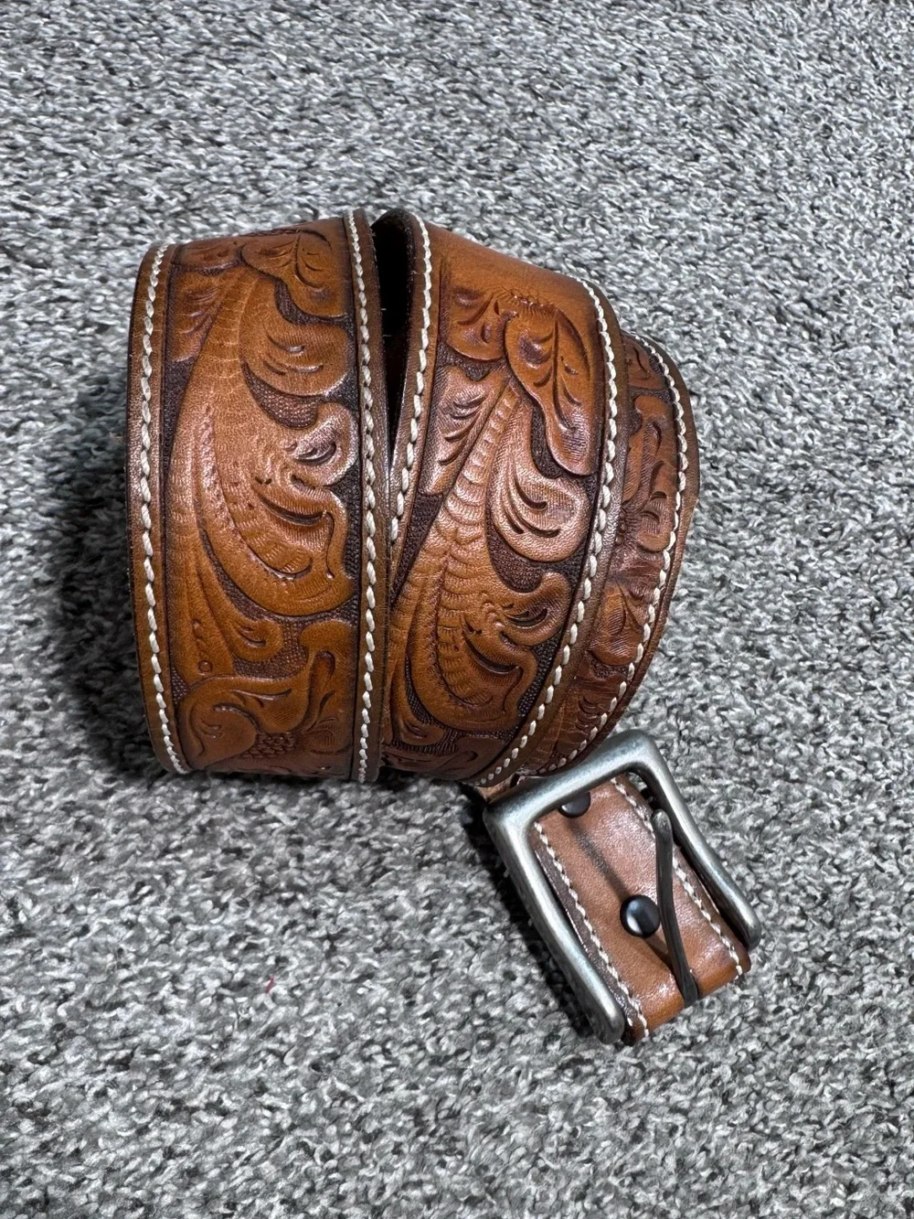 Vintage Style Men’s Size 44 Brown Tooled Leather Western Cowboy Belt Floral